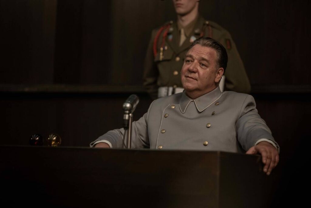 Russell Crowe in una scena di Norimberga