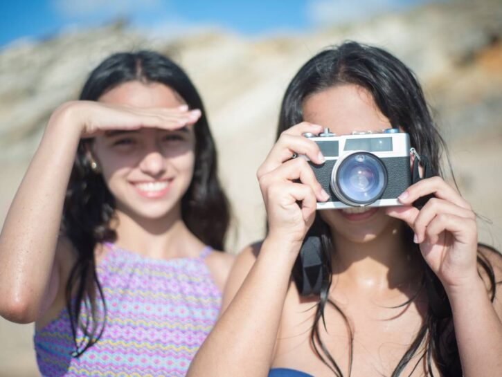 Vacanze, il richiamo ai luoghi d'infanzia che conquista i giovani