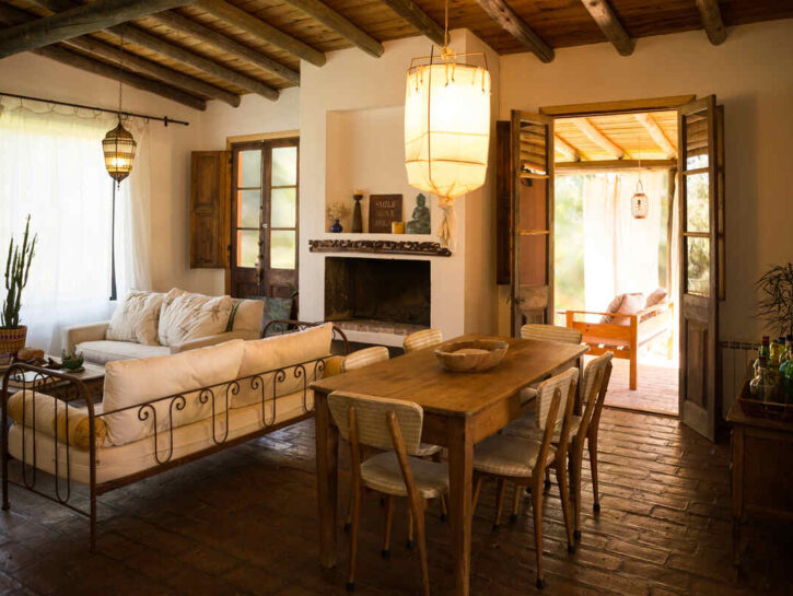 Come arredare casa in stile rustico: idee calde e accoglienti