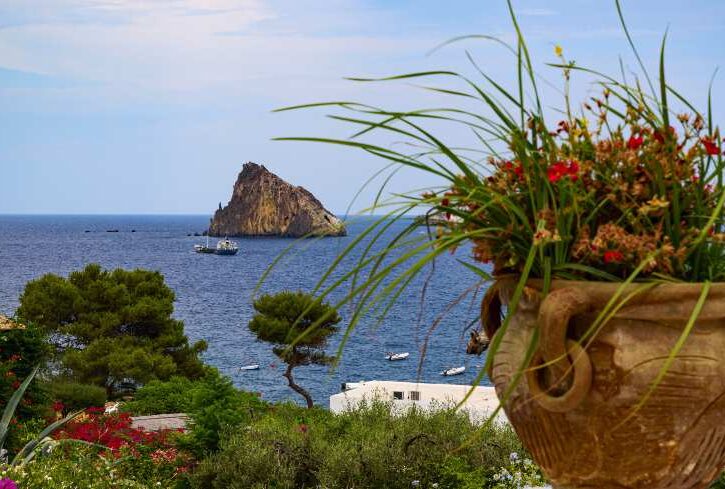 vista sulle eolie