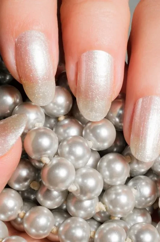 Grandma nails, il vintage che piace a tutte