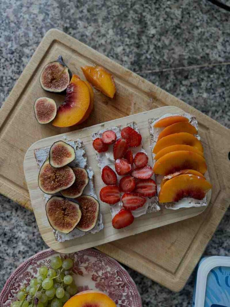 tagliere con frutta