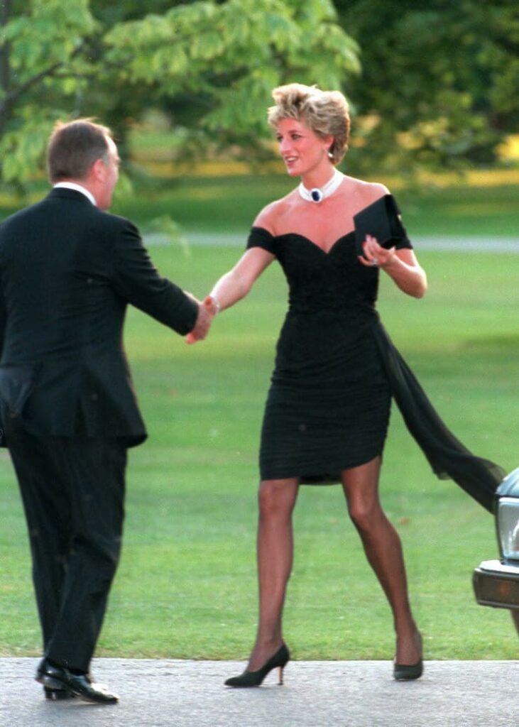 Lady Diana con il revenge dress nel 1994.