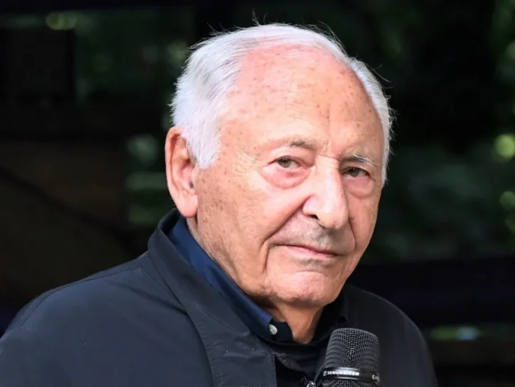 Non solo Lucio Battisti, tutti i cantanti per cui ha scritto i testi Mogol: alcuni non te li aspetti