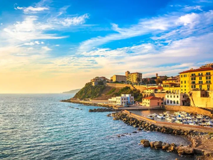 Riscopri le meraviglie di Piombino e lasciati ispirare da Erica Una detective per caso
