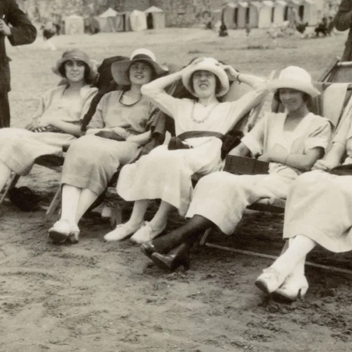 Buon compleanno weekend: 100 anni e ancora ci scappi dalle mani