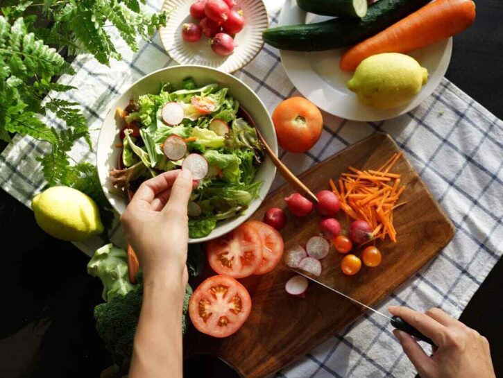 Mangiare bene per vedere meglio: gli alimenti amici degli occhi
