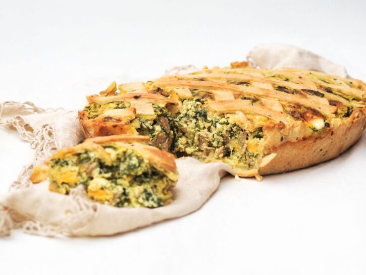 Tortino di zucchine: la ricetta gratinata con provolone e olive che conquista tutti