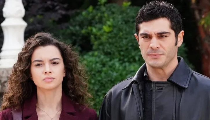 Gli attori Su Burcu Yazgı Coşkun e Burak Deniz di Racconto di una Notte