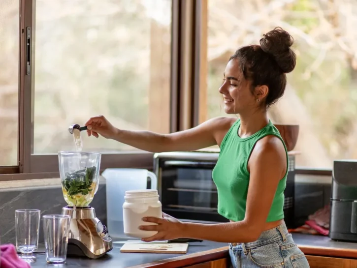 Collagene, che effetto sulla pelle: ecco dove assumerlo in cucina