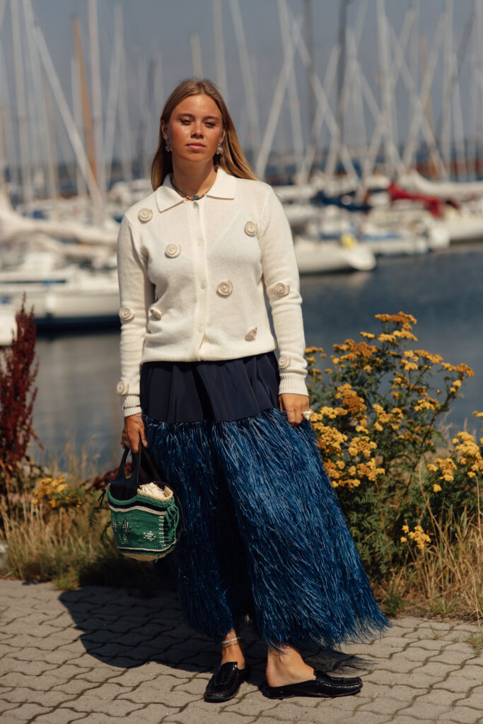 come abbinare la gonna lunga e scarpe basse moda autunno 2026