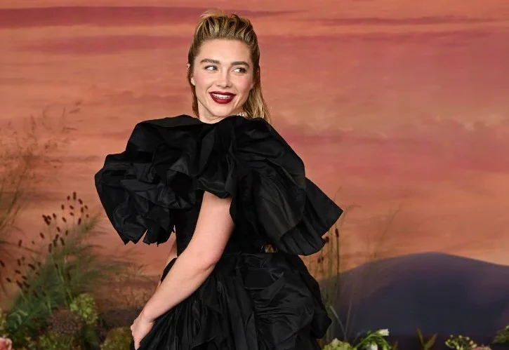 Florence Pugh, l'attrice della serie tv Netflix "Lavalle dell'Eden"