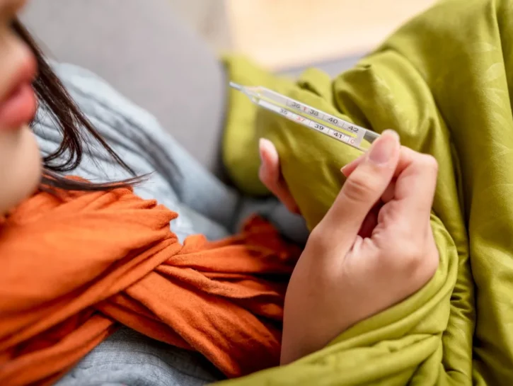 Influenza verso l'inverno 2026, fino a 14 milioni di casi: ecco cosa rischiamo