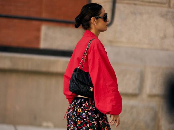 Giacca a vento: 5 idee look per indossarla (senza sembrare troppo sportiva)