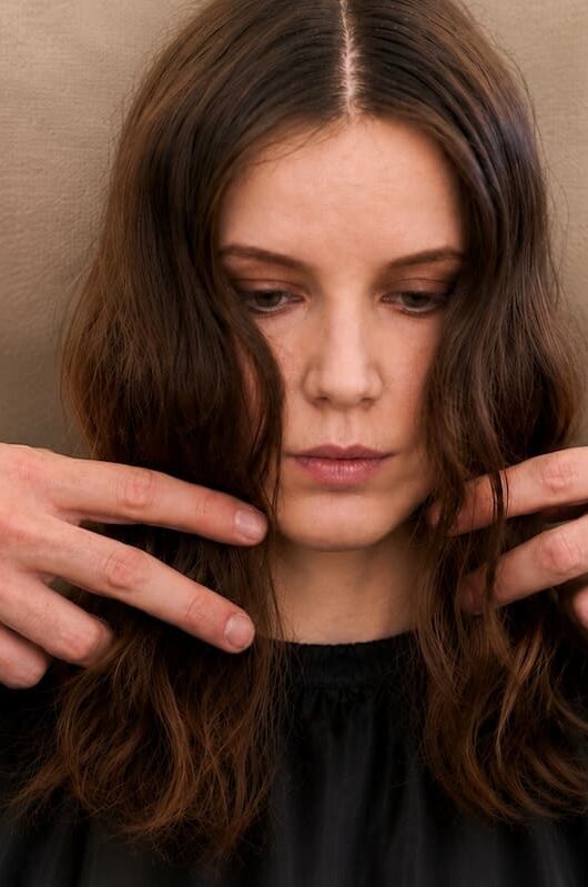 Quando tagliare i capelli a settembre? Tra Luna, post-vacanze e altre esigenze più “terrestri”