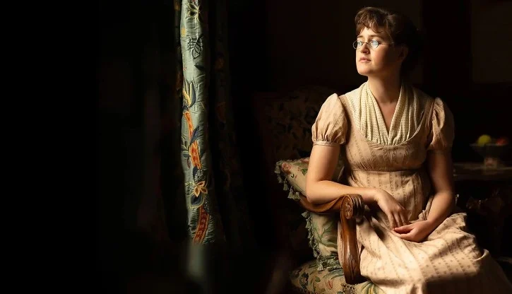 l'attrice Ella Bruccoleri nella locandina del film "the other Bnnet sister"
