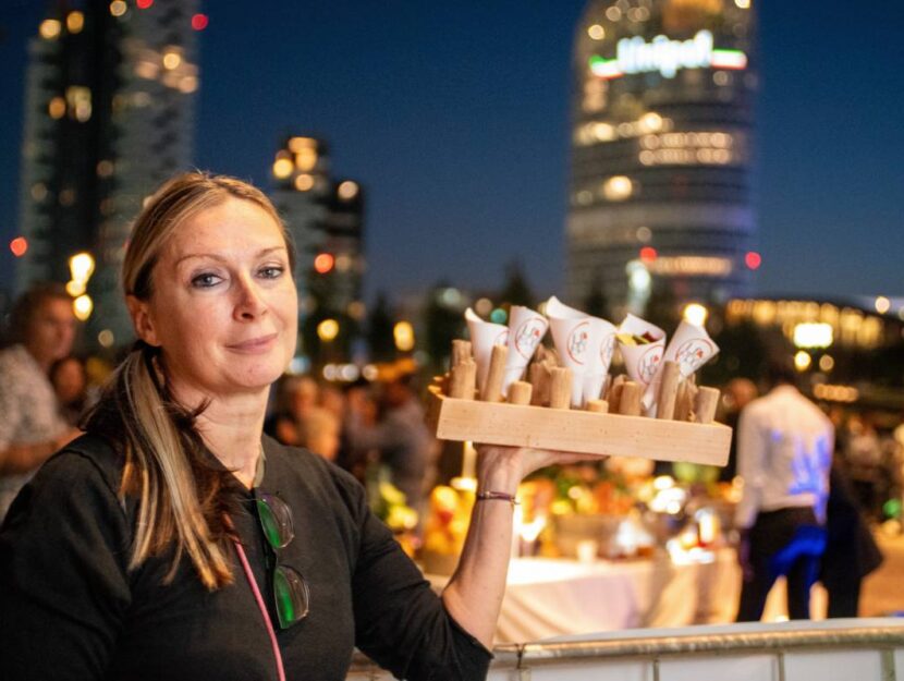 Un momento dell’aperitivo curato da Sartoria del Gusto.