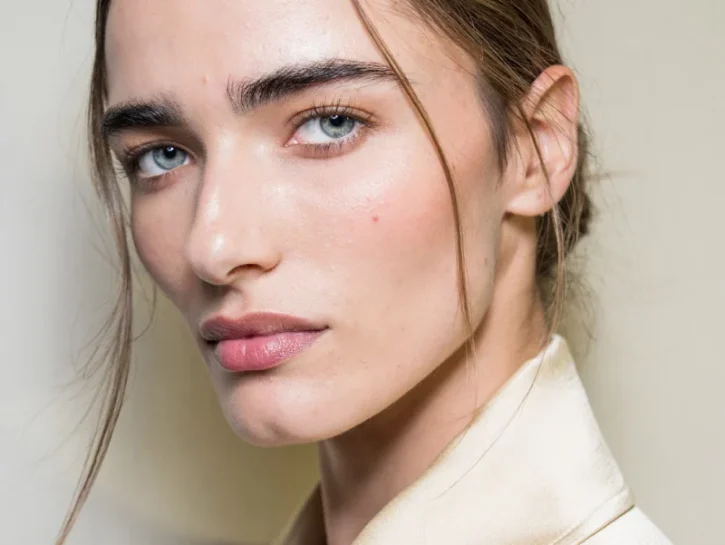 Cinque colori di rossetto che stanno bene a tutte