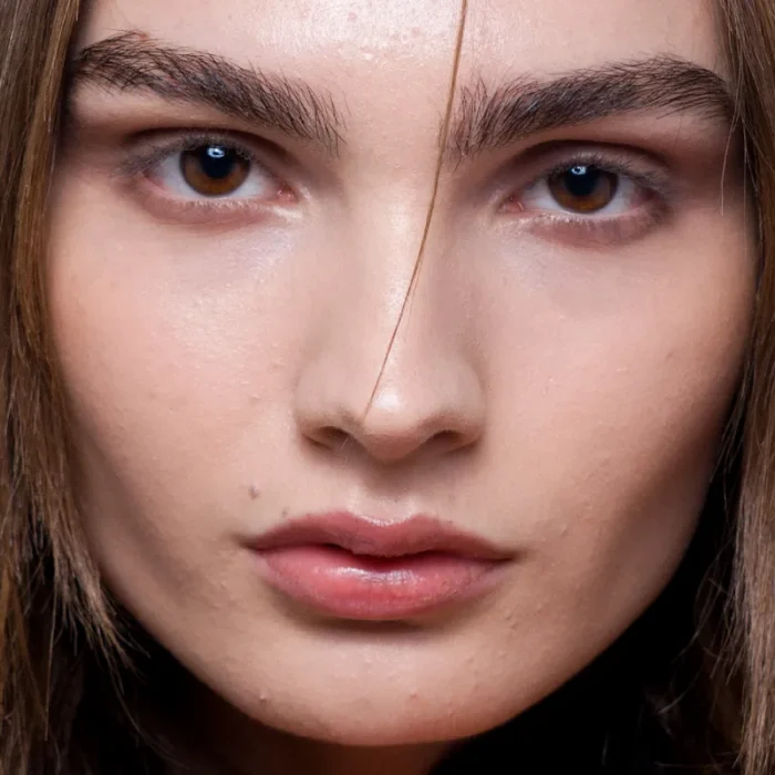 È vero che dopo un po' bisogna cambiare crema viso, perché la pelle 