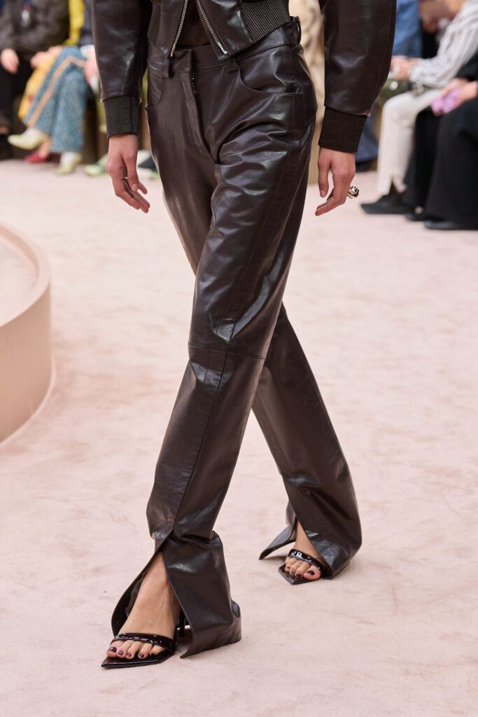 migliori pantaloni donna tendenza moda autunno inverno 2026 2027 sfilate