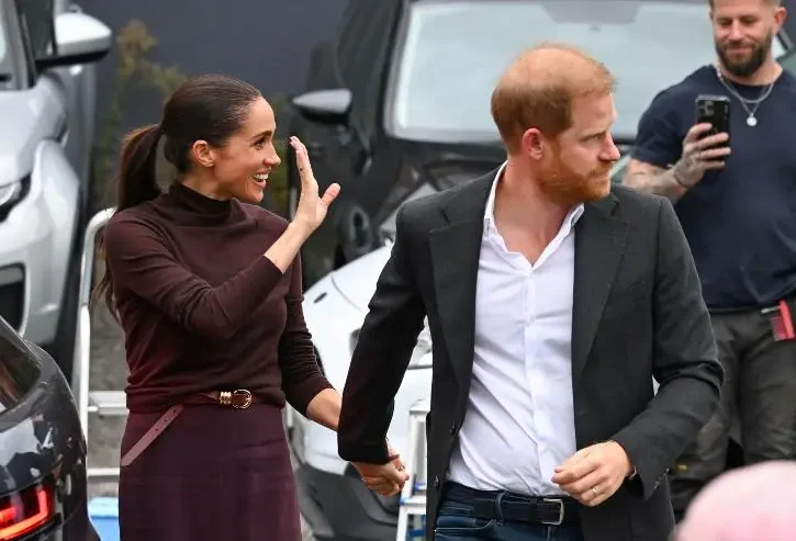 Il Principe Harry e Meghan Markle, Duchi di Sussex, ritratti durante la loro visita all'organizzazione benefica Epic Partners a Nottingham