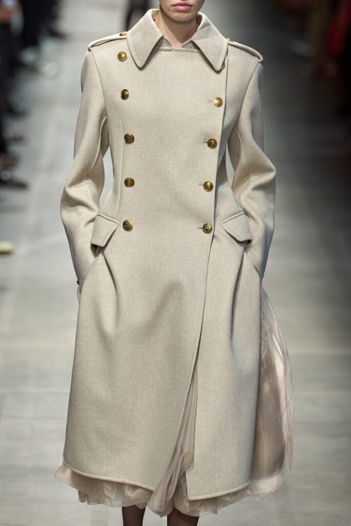 migliori cappotti military tendenze sfilate moda autunno inverno 2026 2027