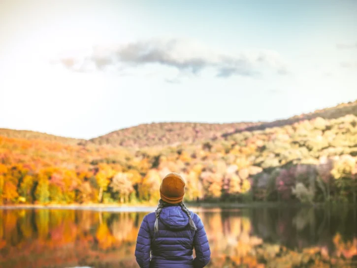Viaggio in montagna a ottobre, le mete perfette: né troppo caldo né troppo freddo