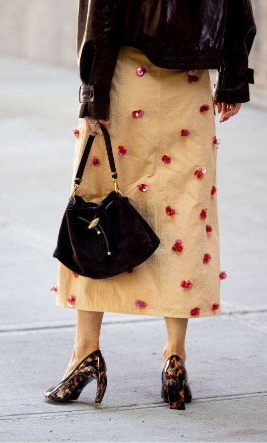 Gonne lunghe eleganti: le più chic da comprare ora (e come abbinarle)