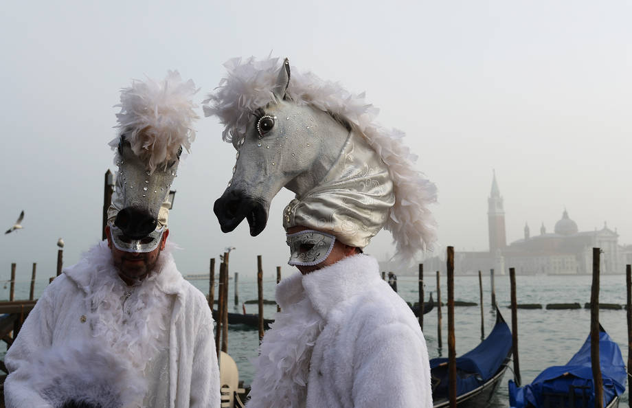 Vestiti di Carnevale Veneziano - Donna Moderna