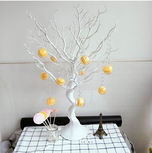 Come realizzare un albero di Pasqua fai da te: 5 idee per decorarlo