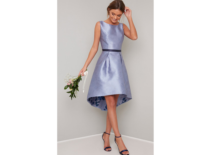 Look da cerimonia economici per l estate 2019 Invitata a