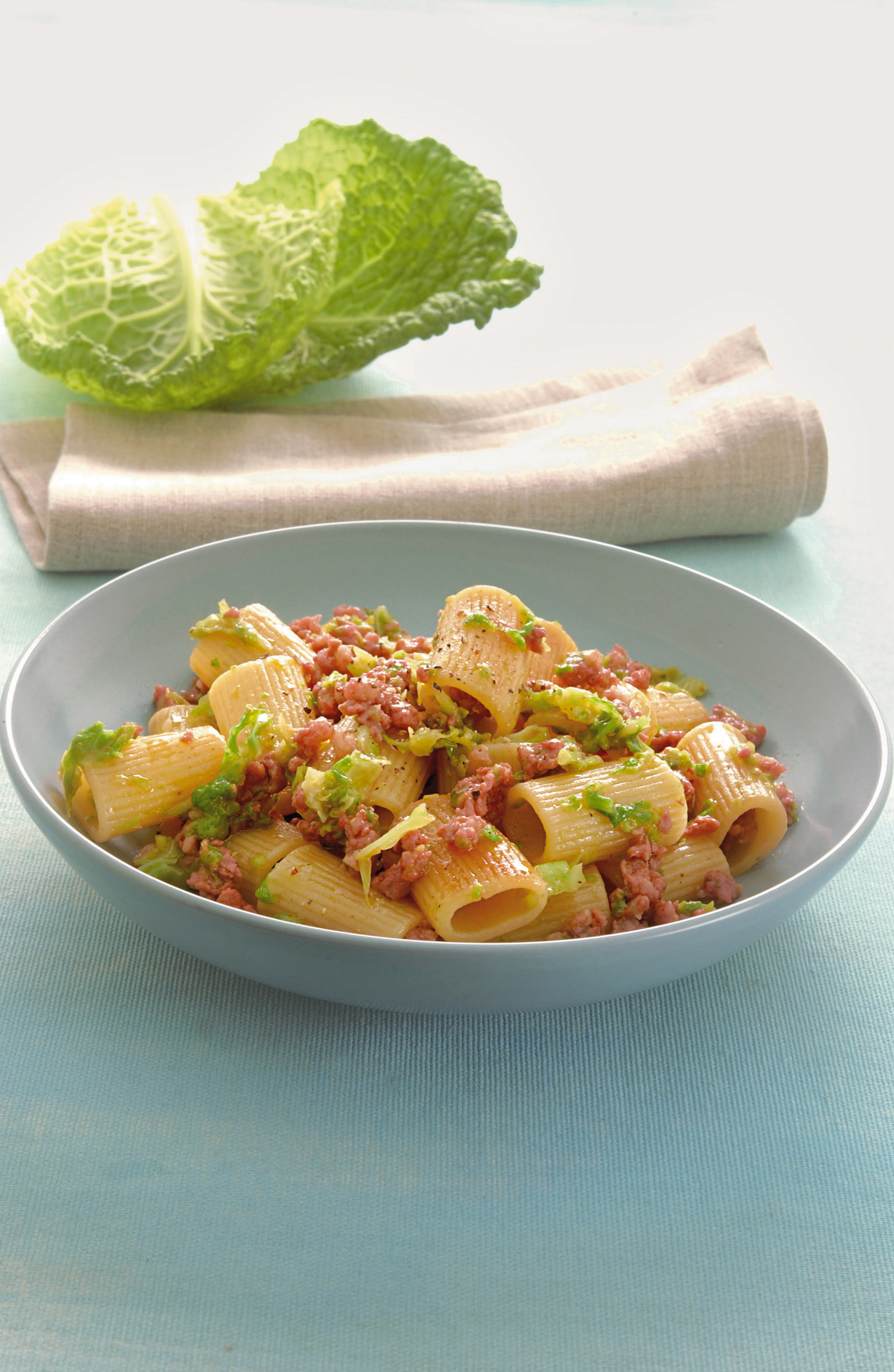RICETTA MEZZE MANICHE CON VERZA E SALSICCIA DONNA MODERNA