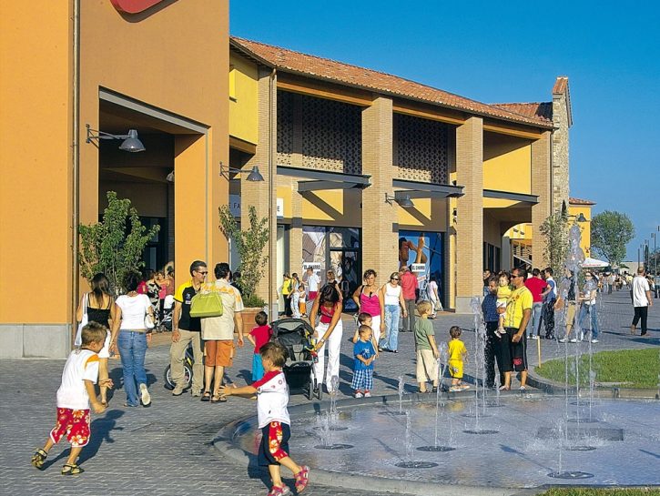 Valdichiana Outlet Village | Donna Moderna Valdichiana Outlet Village | Donna Moderna