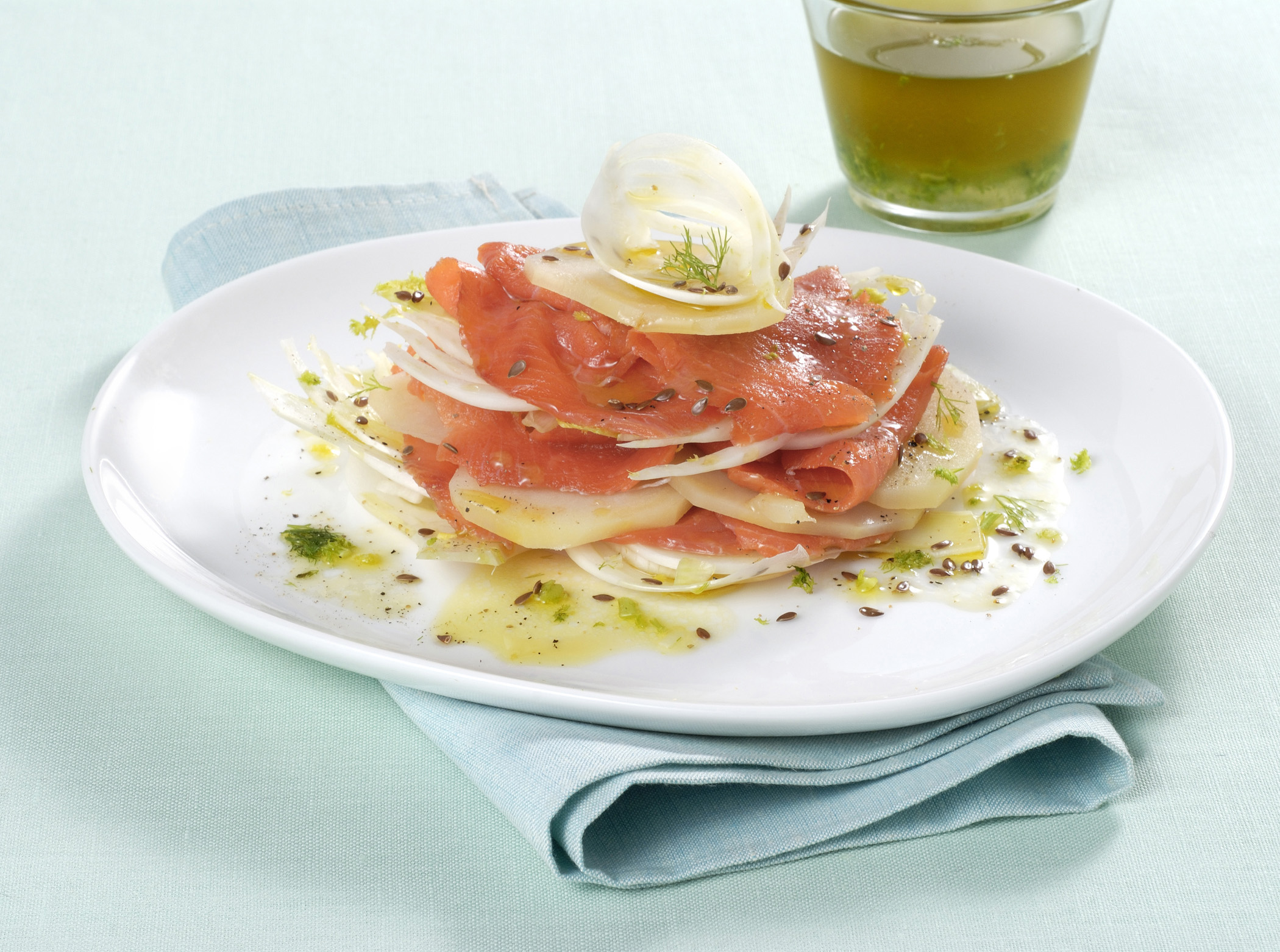 Ricetta Millefoglie di salmone e finocchi | Donna Moderna