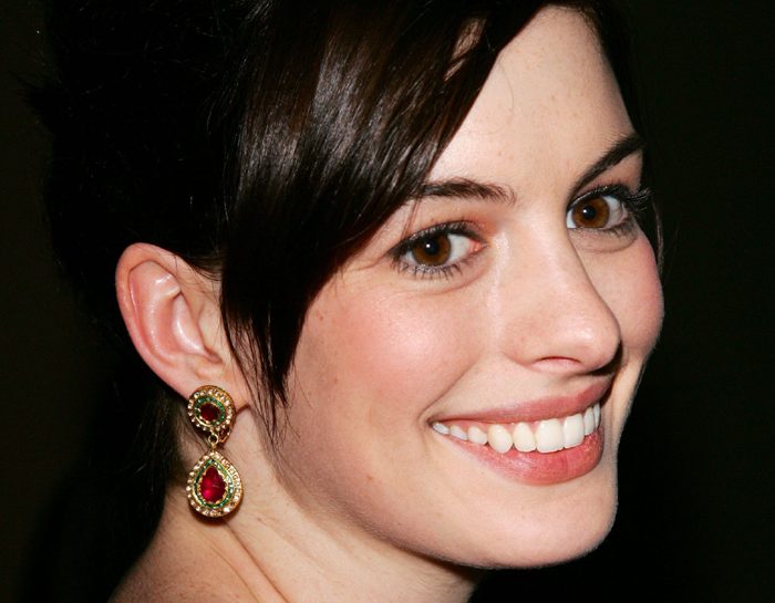 Anne Hathaway Il Taglio Corto Per Les Misérables Donna Moderna