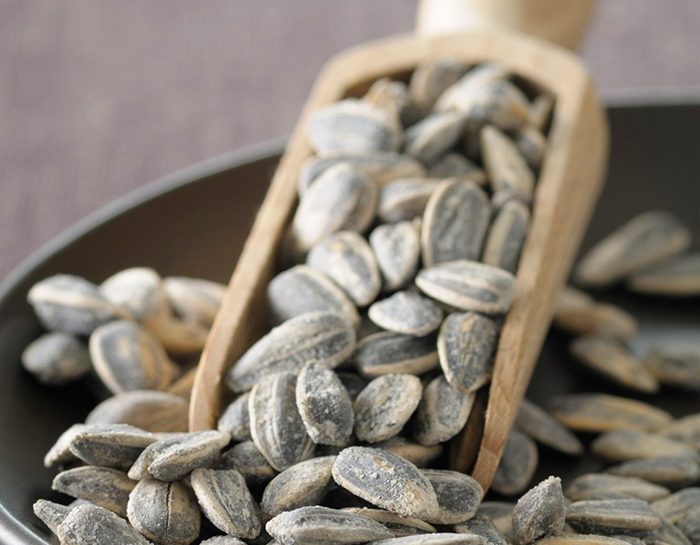 Semi Di Girasole Donna Moderna