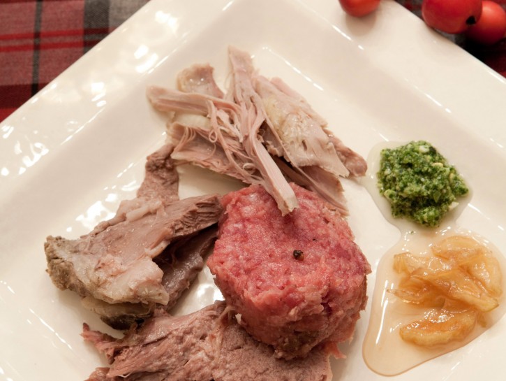 Ricetta Bollito in salsa verde e mostarda di mele | Donna ...