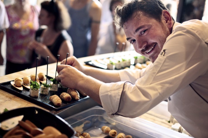<p>"Mi piace pensare che la mia passione per il finger food rappresenti la ricerca del boccone perfetto", Sebastiano Rovida</p>