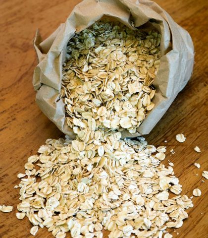 <p> <b>Colazione</b><br /> Caffè o tè con aspartame<br /> + a scelta: 1 o 2 yogurt magri o 200 g di formaggio fresco magro<br />+ a scelta: 1 fetta di tacchino, di pollo o di prosciutto magro o 1 uovo alla coque o 1 budino di latte scremato o 1 crepe di crusca d'avena.</p><p> <b>Spuntino di metà mattina </b><br />1 yogurt o 100 g d formaggio fresco magro</p><p> <b>Spuntino di metà pomeriggio</b><br />1 yogurt o 1 fetta di tacchino o entrambi </p><p>Tali indicazioni sono valide per tutta la settimana</p>