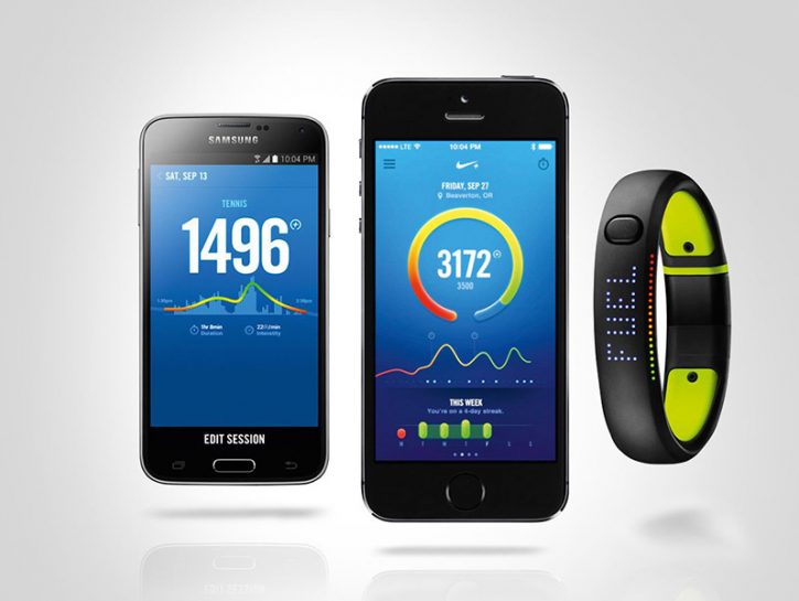 <p>Non si tratta di uno smartwatch, ma di un semplice bracciale per il fitness che ha anche l'orologio. Il <b>Nike Fuelband </b>funziona con un algoritmo che calcola i tuoi passi, il consumo calorico e l’attività fisica rilevata, ricavandone un punteggio energetico, il fuel, e spronandoti a superare ogni giorno i tuoi limiti (il minimo sindacale, per esempio, è di 2000 punti). L’app si installa dal computer e l'avanzamento del tuo stato è visibile, poi, sullo smartphone al quale il dispositivo invia tutti i tuoi valori. Il prezzo al pubblico è di <b>149 euro</b>.</p>