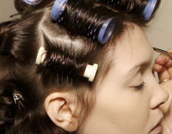 I Bigodini Per I Capelli Mossi Donna Moderna
