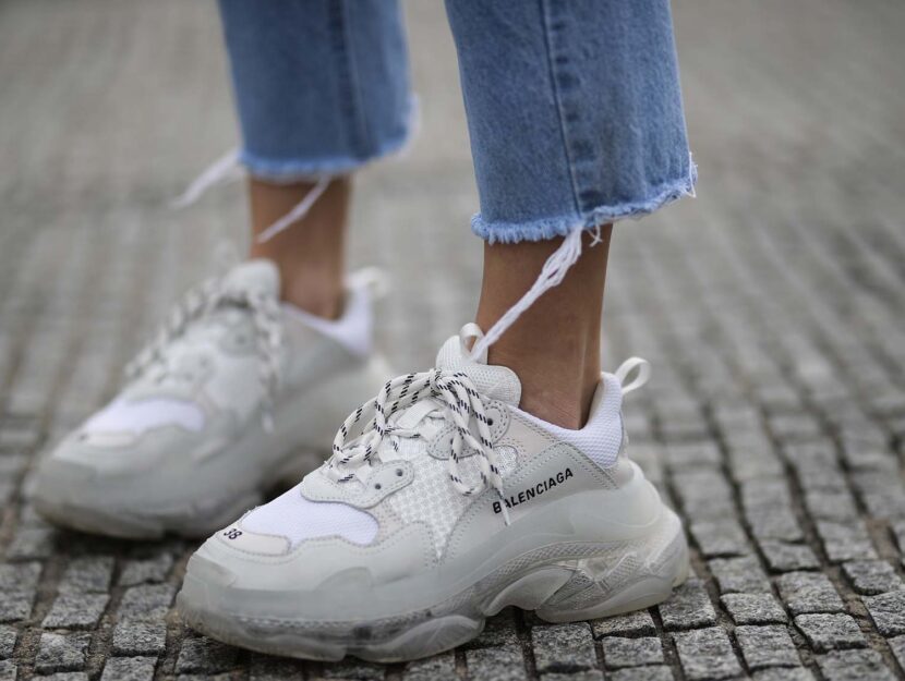 <p>Le chunky sneakers perfette con gonna e pantaloni</p>