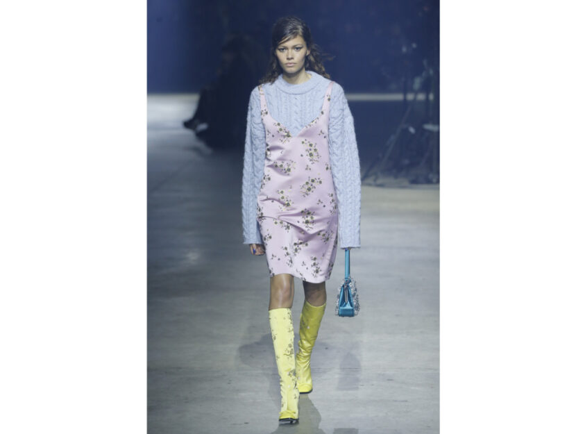 <p>Un outfit romantico e super delicato con le nuance più dolci di Kenzo</p>