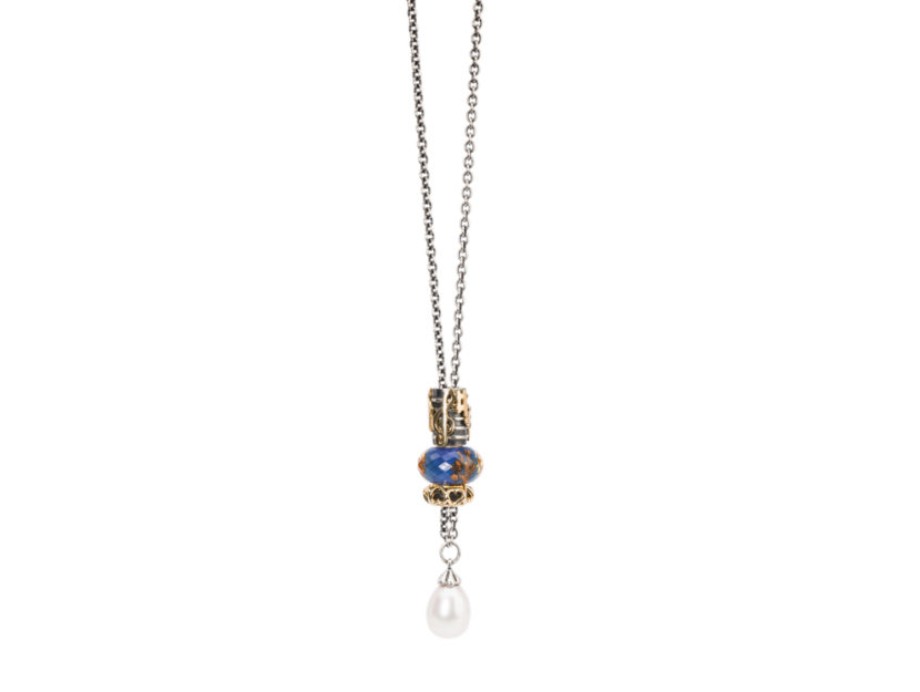 <p>Collana con charms e perla (TROLLBEADS)</p>