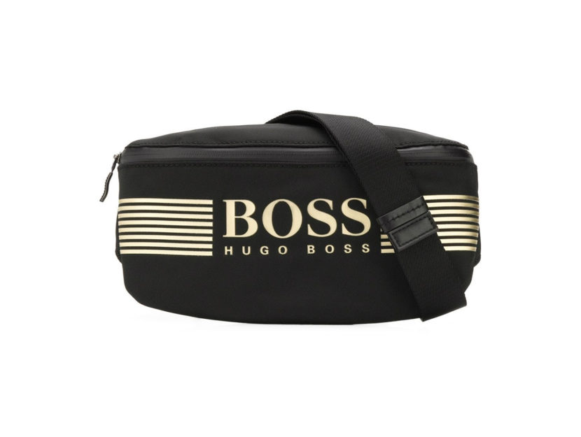 <p>Marsupio nero con logo del brand (HUGO BOSS)</p><p><em>Credits: Hugo Boss</em></p>