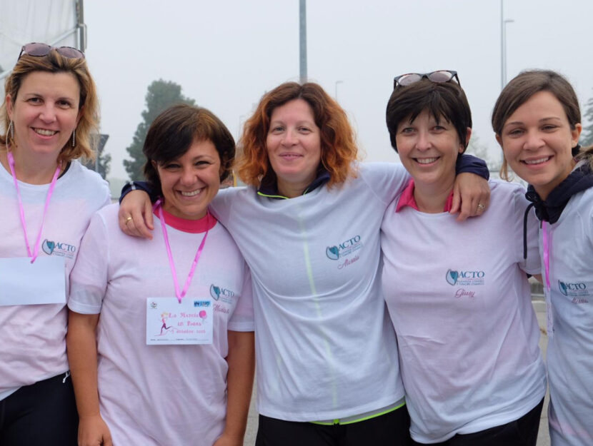 <p>Da sinistra: Cristiana Bignotti, Mariarita Sciortino, Alessia Sironi, Giusy Sinacori e Alessia Pianezzola, socie fondatrici di Acto Lombardia. </p>