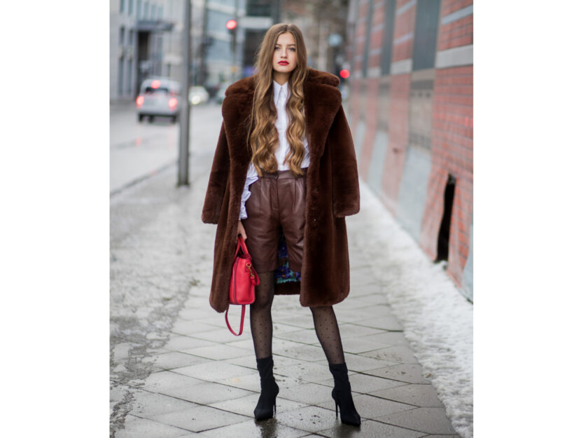 <p>Un look super glam con il teddy coat lungo</p>