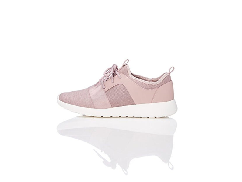 <p>Scarpe da ginnastica rosa pastello (FIND)</p>
