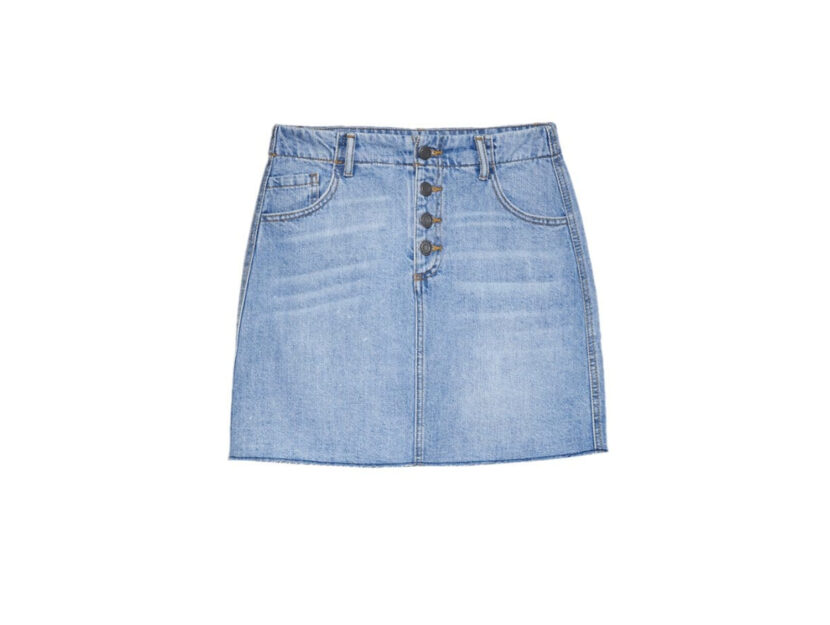 <p>Minigonna in denim con bottoni sul davanti (STRADIVARIUS)</p>
