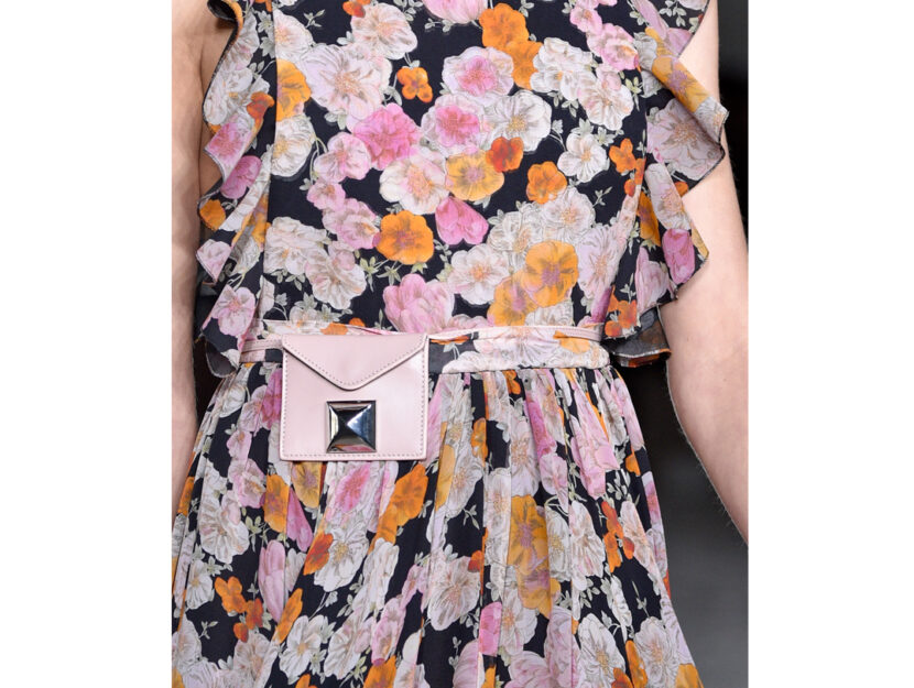 <p>Giambattista Valli <span>primavera estate 2019</span></p>